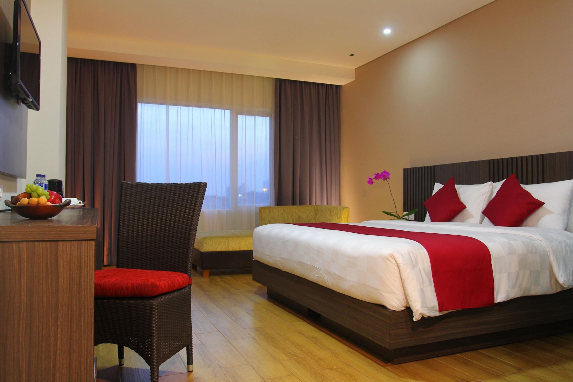 Merapi Merbabu Hotels Бекасі Екстер'єр фото