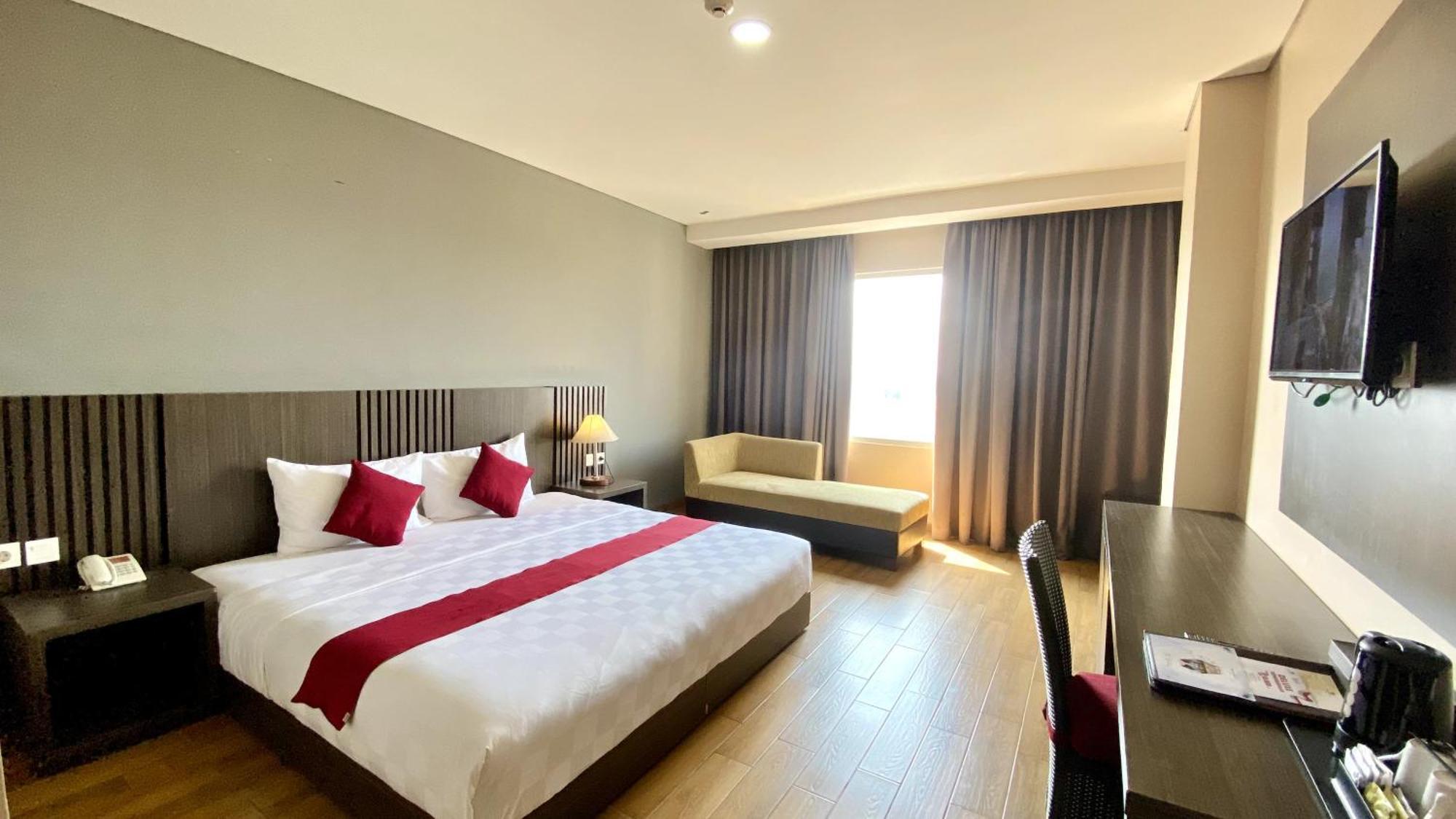 Merapi Merbabu Hotels Бекасі Екстер'єр фото
