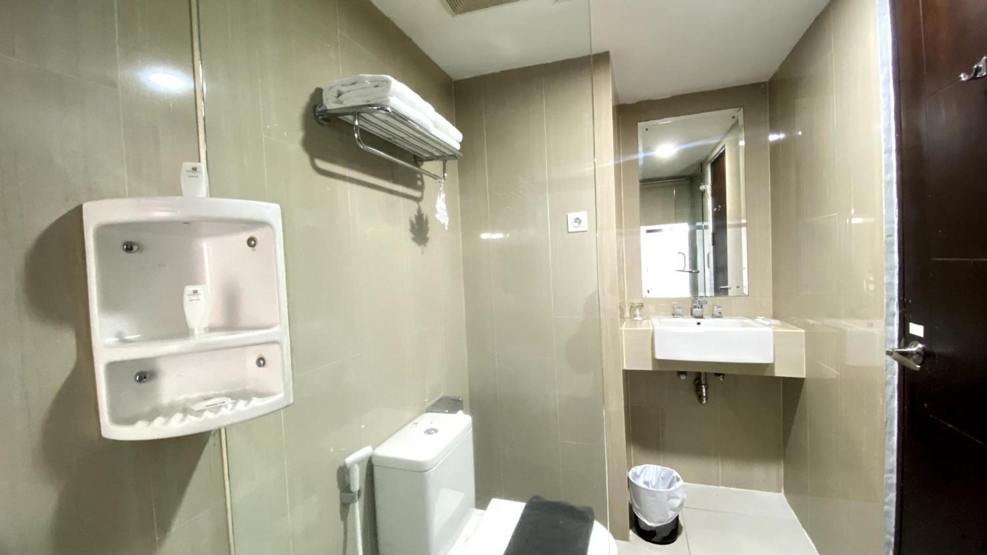Merapi Merbabu Hotels Бекасі Екстер'єр фото