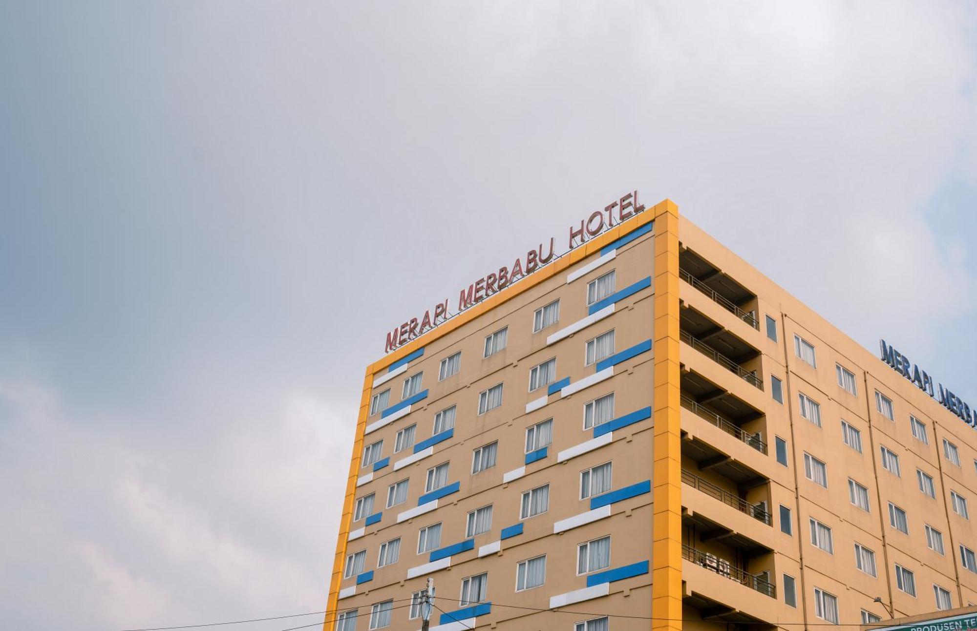 Merapi Merbabu Hotels Бекасі Екстер'єр фото